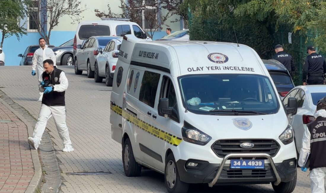 İstanbul Başakşehir’de bulunan Kayaşehir Şeyh Şamil İmam Hatip Ortaokulu’nda bıçaklı