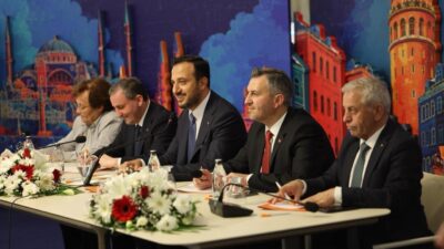AK Parti İstanbul İl Başkanlığı tarafından 39 ilçede yürütülecek “İstanbul’u