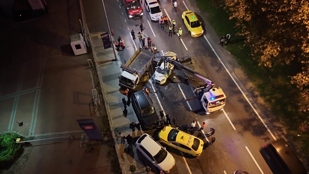 İstanbul Beyoğlu’nda makas atarak ilerlediği öne sürülen ve alkollü olduğu