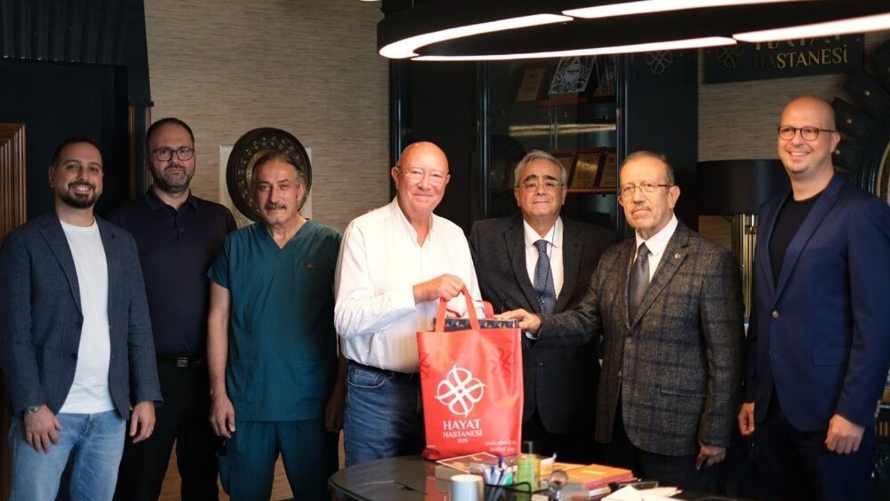 Dünyaca ünlü cerrah Mathoulin’den Bursa’daki ekibe övgü 1 Bülten Medya -