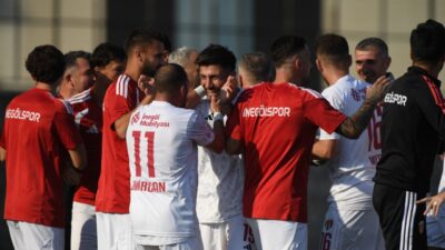 TFF 2. Lig’de mücadele eden Sultan Su İnegölspor, sahasında ağırladığı