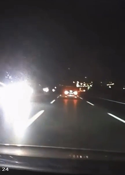 Bursa’da otobanda ters yönde ilerleyen bir otomobil, trafikte tehlikeli anlara
