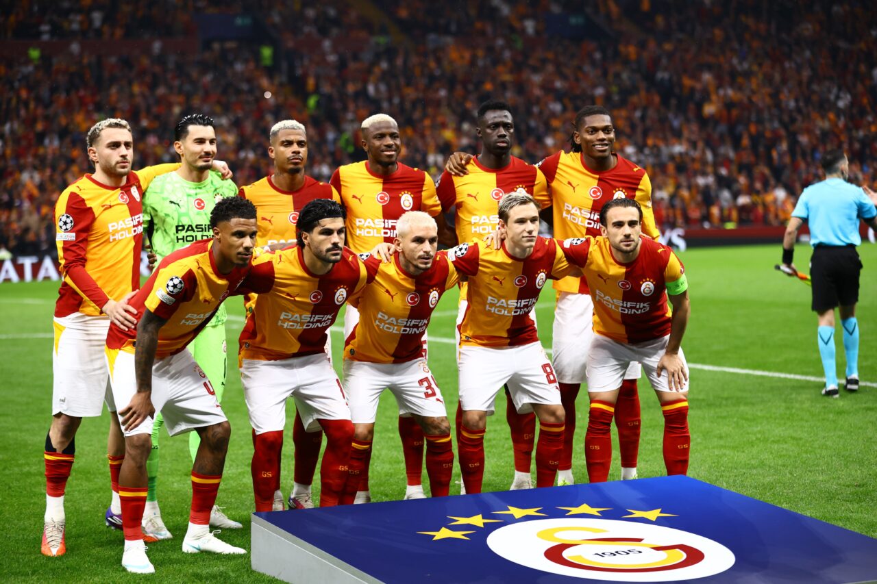 UEFA Şampiyonlar Ligi’nin ikinci haftasında Barcelona’yı konuk eden Galatasaray, sahadan