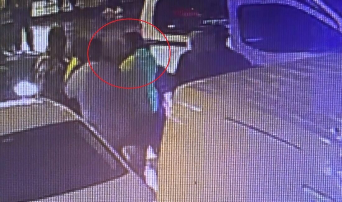 Bursa’da polise kafa atan sürücüye ev hapsi Bursa’nın Osmangazi ilçesinde park halindeki otomobile çarpan alkollü sürücü,