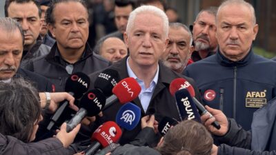 İstanbul’da sel felaketinin ardından dere yataklarını işgal eden yapıların kaldırılacağı