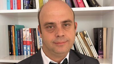 Memur-Sen Engelliler Komisyonu Başkanı Serdar Uz, görme engelli bireylerin günlük