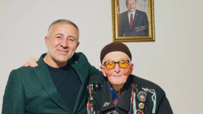 AK Parti Bilecik İl Başkanı Serkan Yıldırım, eşi Berrin Yıldırım