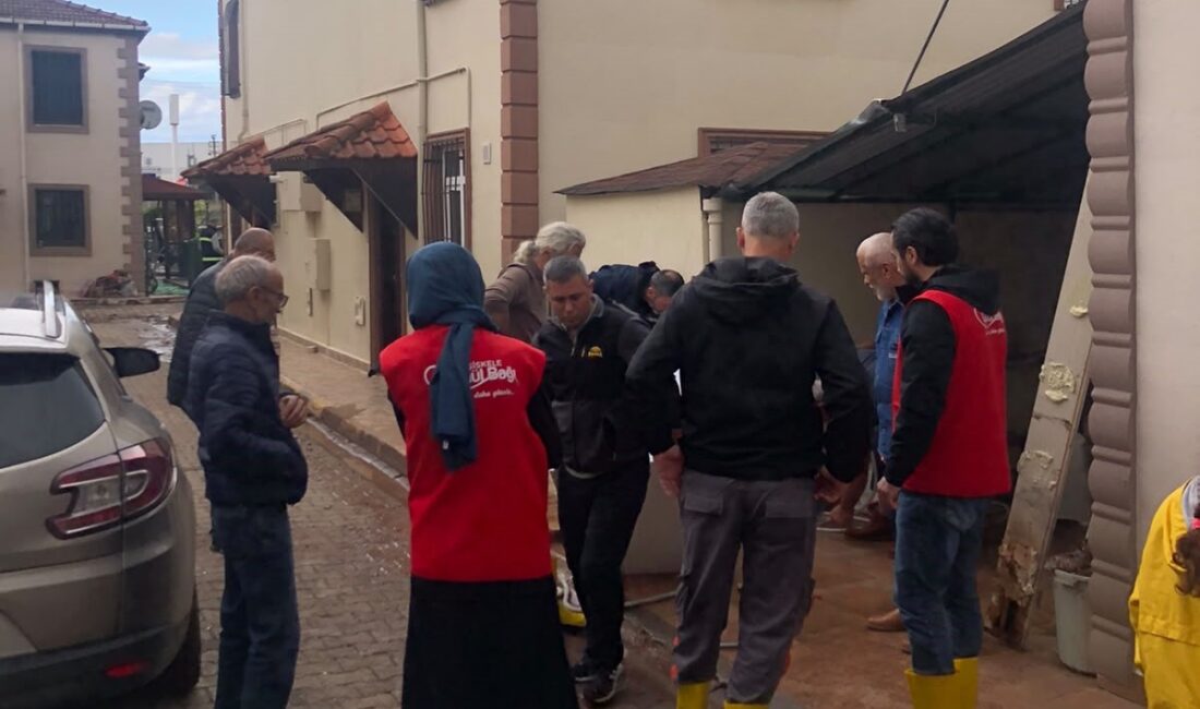 Başiskele Belediyesi Gönül Bağı ekipleri, selden etkilenen ailelere geçmiş olsun