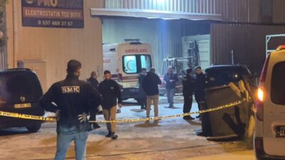 Bursa’nın Nilüfer ilçesindeki bir boyahane fabrikasında, forkliftle kaldırılmak istenen demir