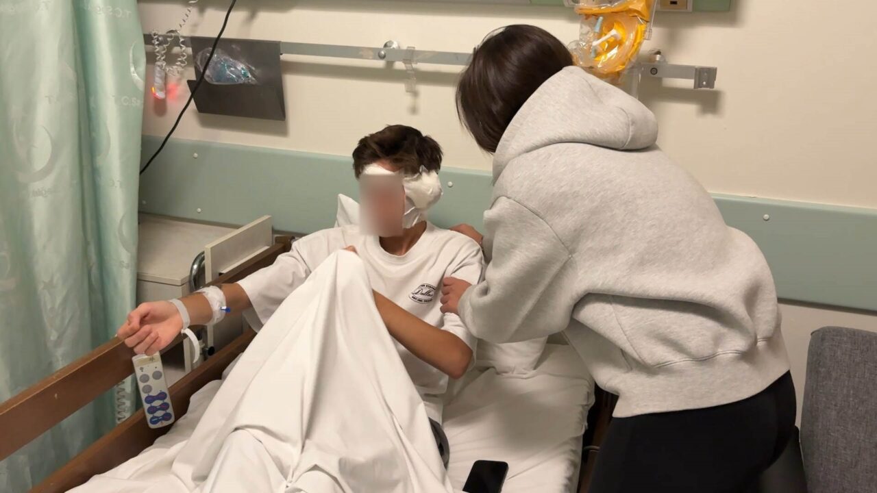Bursa’da piercing yaptırdıktan bir gün sonra kulağında şişlik oluşan 17
