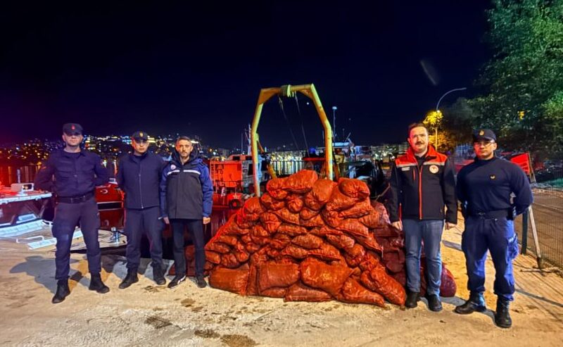 Gemlik’te kaçak midye avcılığına 174 bin TL ceza 1 Bülten Medya -