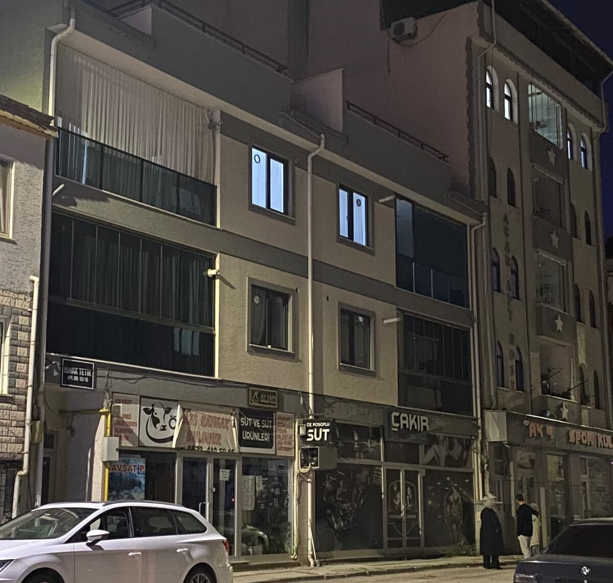 İnegöl’de balkondan düşen 15 yaşındaki çocuk ağır yaralandı 1 Bülten Medya -