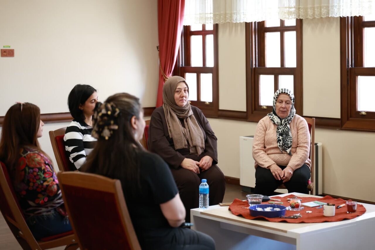 Osmangazi’de kadınlar dayanışmayla yas sürecini paylaştı 1 Bülten Medya -