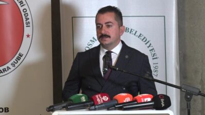 Bursa’nın fethinin 700. yılı etkinlikleri kapsamında düzenlenen panelde, kentin deprem