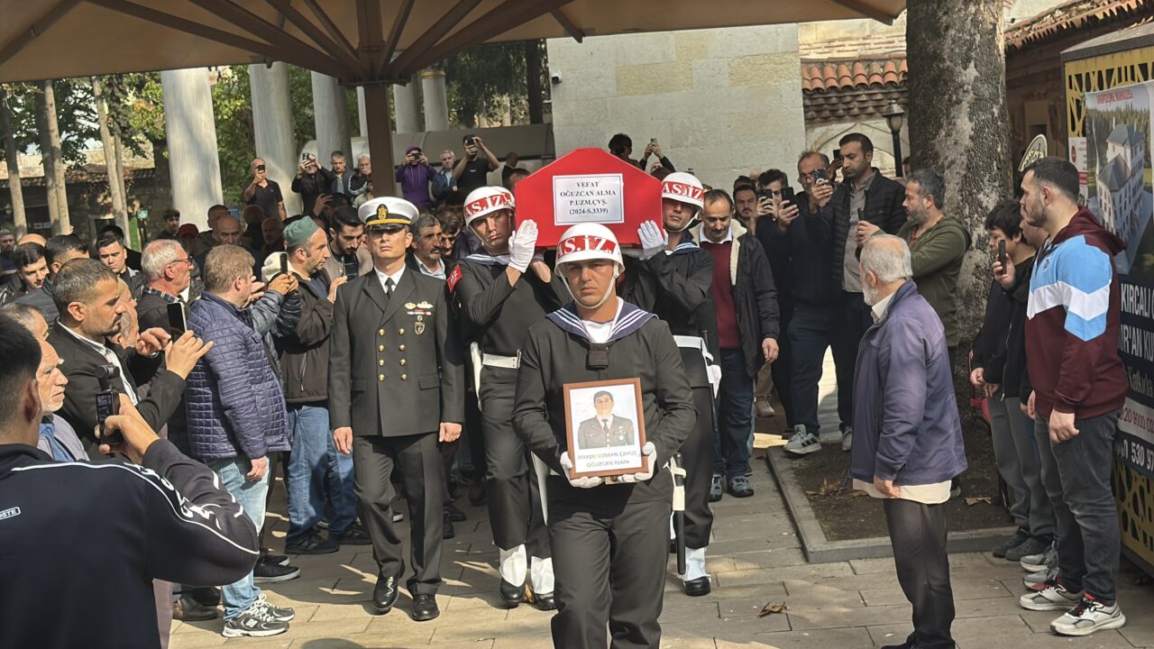Balıkesir’de görev yapan uzman çavuş son yolculuğuna uğurlandı 1 Bülten Medya -