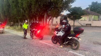 Bilecik’te jandarma ekiplerinin gerçekleştirdiği denetimlerde 192 motosiklet ve motorlu bisiklet