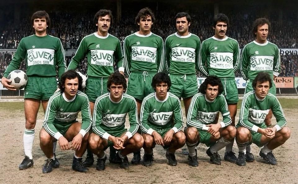 Bursaspor’un unutulmaz isimlerinden eski futbolcu ve teknik direktör Kemal Batmaz,