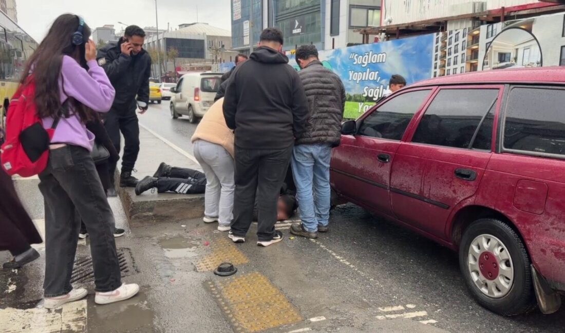 Sultangazi’de yaya geçidinde otomobilin çarptığı kadın yaralandı İstanbul Sultangazi’de yaya geçidinden geçmek isteyen 28 yaşındaki kadına otomobil