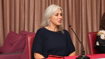Nilüfer Belediyesi tarafından Akkılıç Kütüphanesi’nde düzenlenen Edebi Kazılar söyleşilerinin konuğu