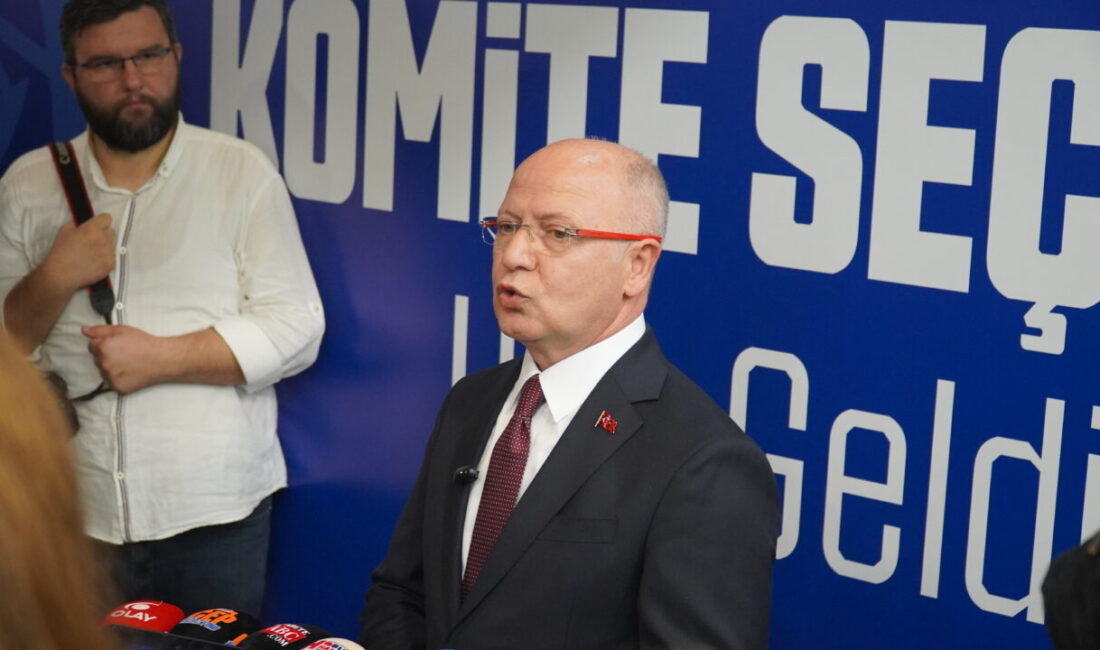 Davut Gürkan BTSO seçimlerinde konuştu BTSO meslek komitesi seçimlerinde AK Parti Bursa İl Başkanı Davut