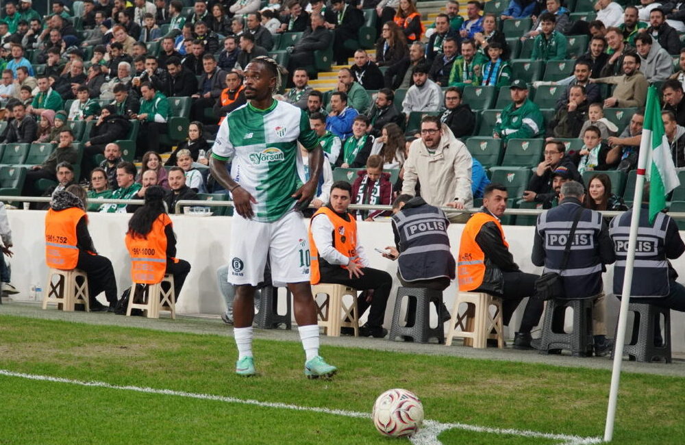 PFDK, Bursasporlu futbolcu Lincoln Henrique’ye 2 resmi müsabakadan men ve