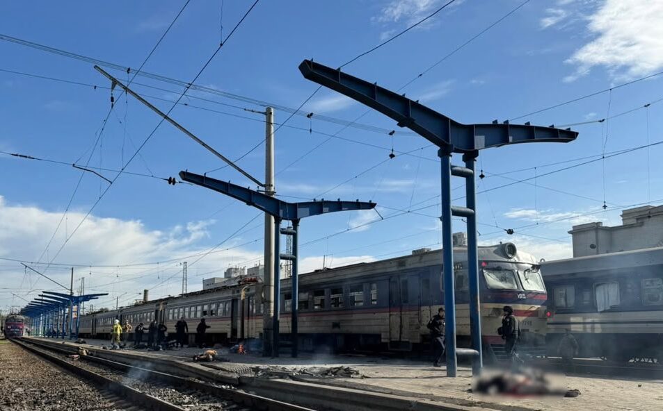 Ukrayna'da tren istasyonuna İHA saldırısı: 15 kişi hayatını kaybetti 2 Bülten Medya -