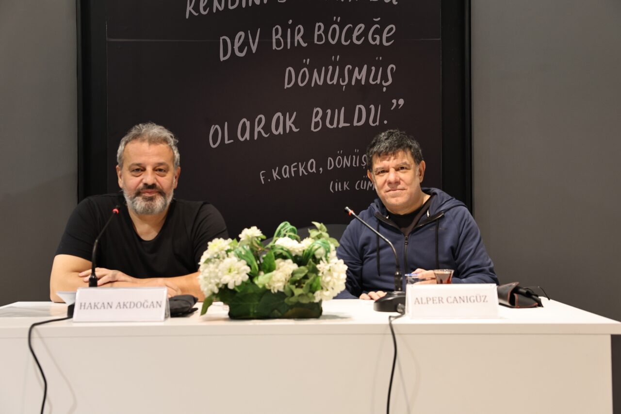 Nilüfer Belediyesi’nin Koza Buluşmaları’na konuk olan yazar Alper Canıgüz, son