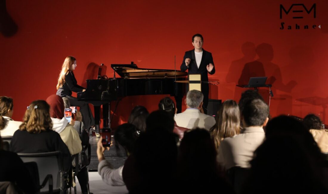 Bursa’da temassız müzik büyüledi: MEM Sahne’de sezon açıldı Nilüfer Belediyesi Dr. Hüseyin Parkan Sanlıkol Müzik Enstrümanları Müzesi (MEM