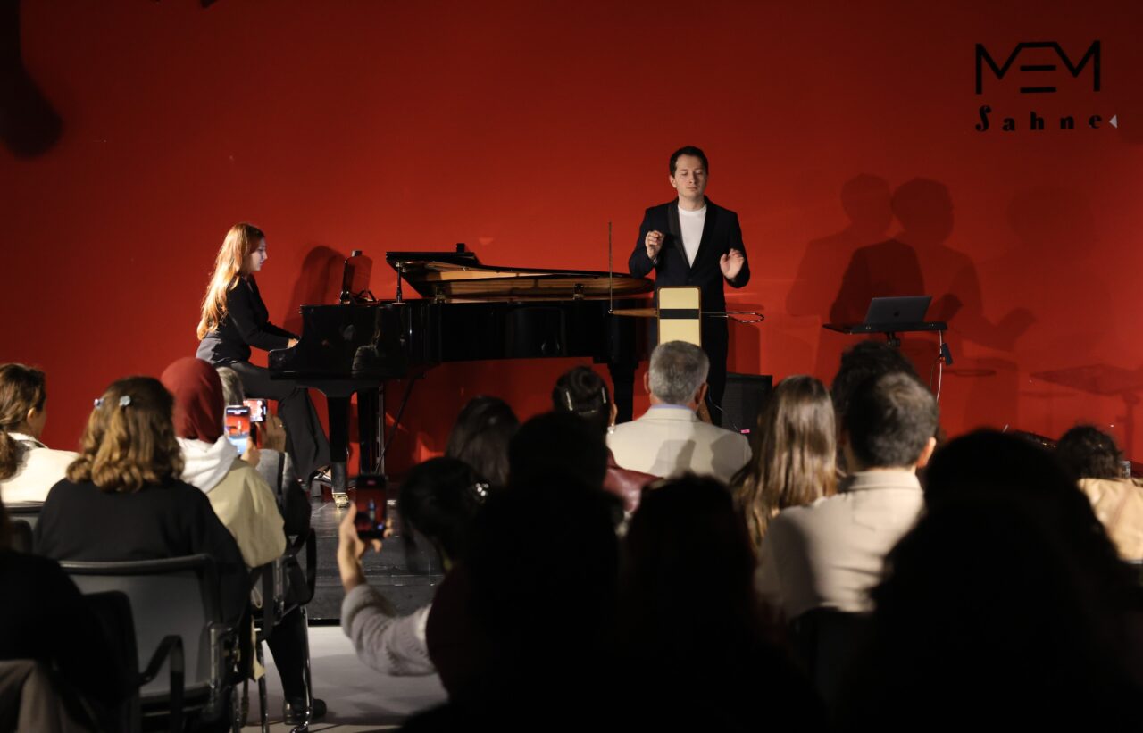 Nilüfer Belediyesi Dr. Hüseyin Parkan Sanlıkol Müzik Enstrümanları Müzesi (MEM