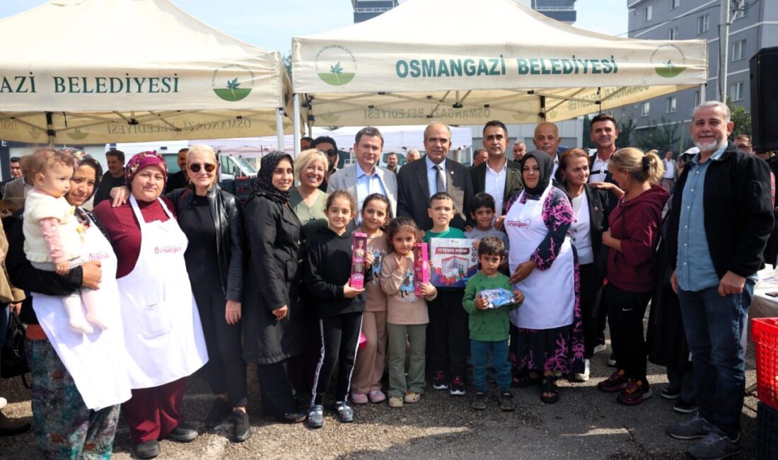 Osmangazi Belediyesi’nin “Malzemeler Bizden Salça Yapması Sizden” projesi ikinci yılında