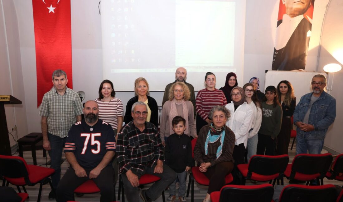 Osmangazi’de Fotoğraf Sanatına İlk Adım Osmangazi Belediyesi, kültür ve sanat çalışmaları kapsamında düzenlediği ücretsiz fotoğrafçılık