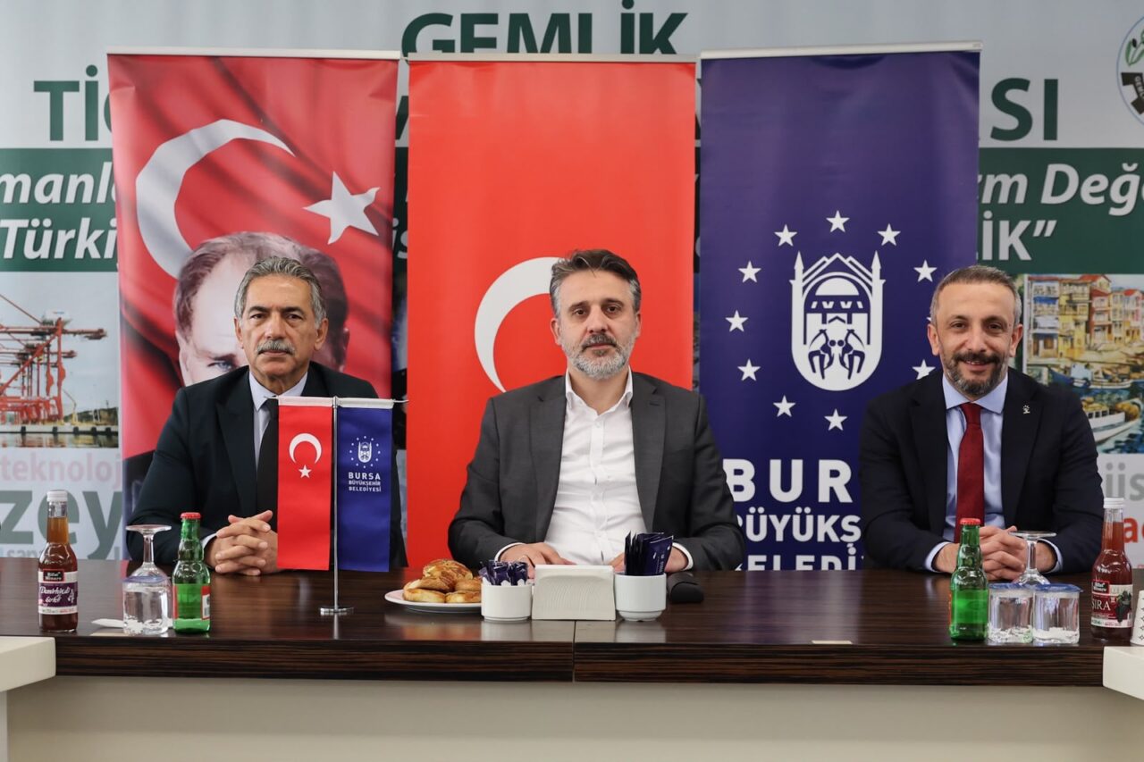 Bursa Büyükşehir Belediye Başkan Vekili Şahin Biba, Gemlik’te 35 mahalle