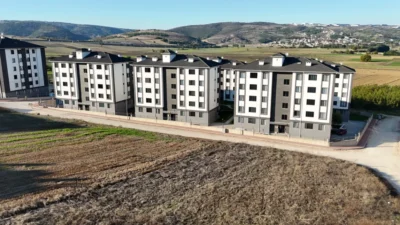 İnegöl Belediyesi, Alanyurt bölgesindeki iki mahallede toplam 26 sokakta kaldırım
