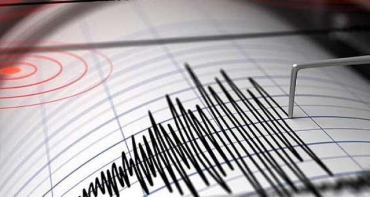 Japonya’nın Ogasawara Adaları açıklarında meydana gelen 7 büyüklüğündeki deprem, başkent
