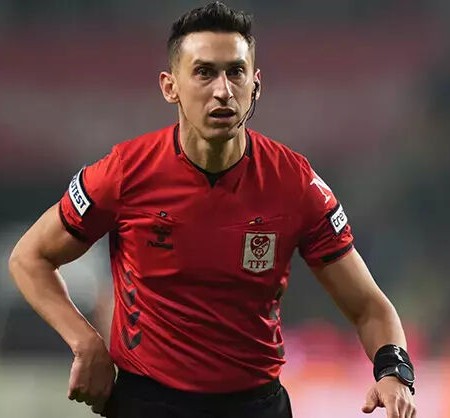 Maçın hakemi belli oldu! Bursaspor’un 31 Ekim Cumartesi günü evinde oynayacağı maçın hakemi belli