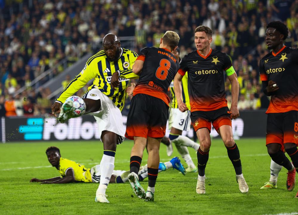 UEFA Şampiyonlar Ligi’nin 3. haftasında Fenerbahçe, evinde karşılaştığı Çekya temsilcisi