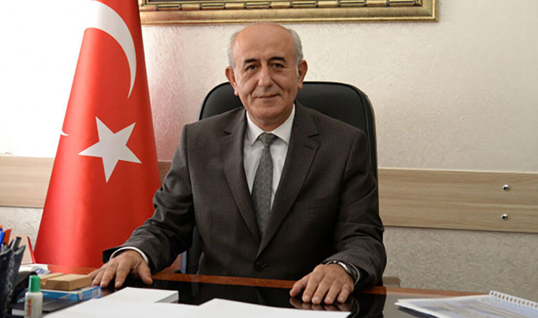 BUÜ Hastanesi Kan Merkezi’nde kan bağışı saatleri genişletildi Bursa Uludağ Üniversitesi (BUÜ) Hastanesi Kan Merkezi, "Kanın Acil Değil,