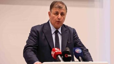 İzmir Büyükşehir Belediye Başkanı Cemil Tugay, AK Parti’ye katıldı. Haziran