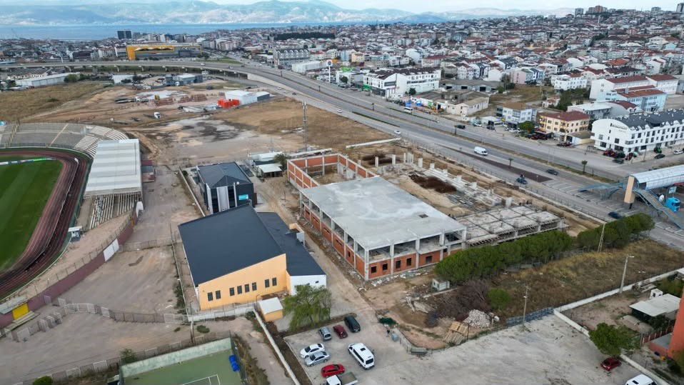 Balıkesir Gençlik ve Spor İl Müdürü Adem Özalp, Bandırma Spor