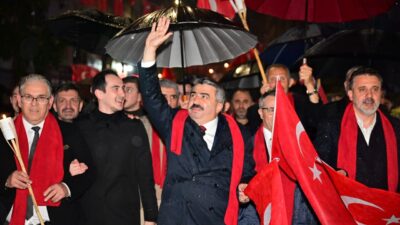 Yıldırım Belediye Başkanı Oktay Yılmaz, Cumhuriyet’in 103. yıl dönümü dolayısıyla