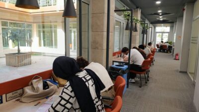 Yıldırım Belediyesi, ortaöğretim düzeyinde Kamu Personel Seçme Sınavı’na (KPSS) hazırlanan